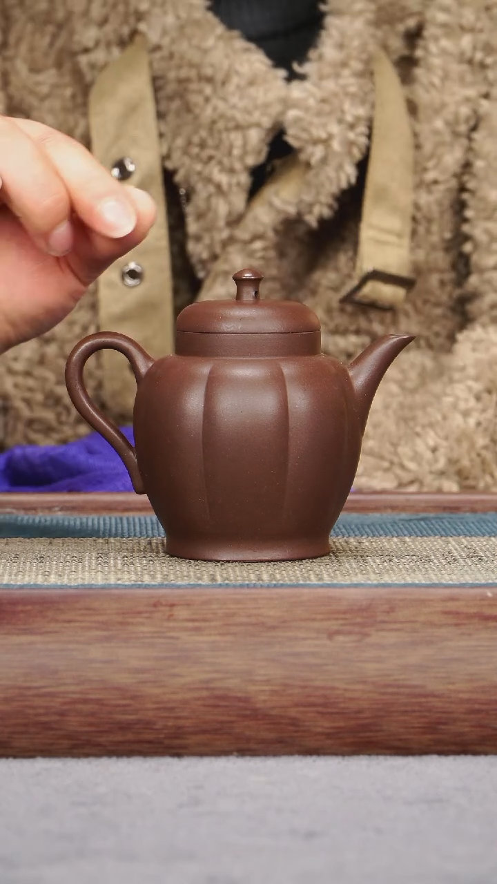 【闪购商品】紫砂茶壶底槽青 高锦