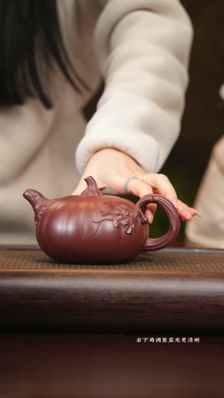 【闪购商品】紫砂茶壶xn 筋纹南瓜 龙血砂 280