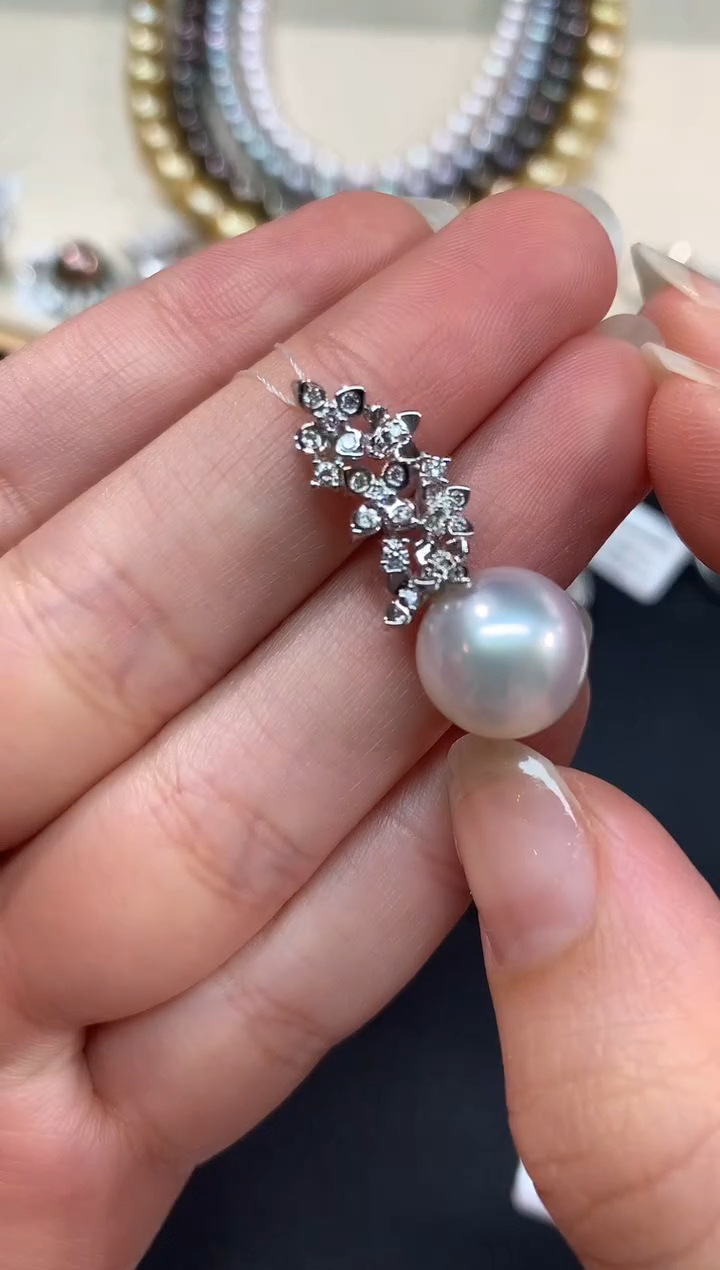 【闪购商品】海水珍珠吊坠18K金镶嵌A27|8800