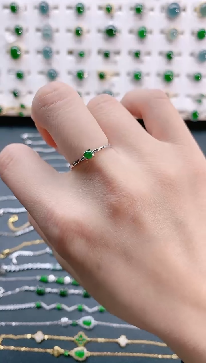 【闪购商品】翡翠戒指银S925镶嵌天然翡翠