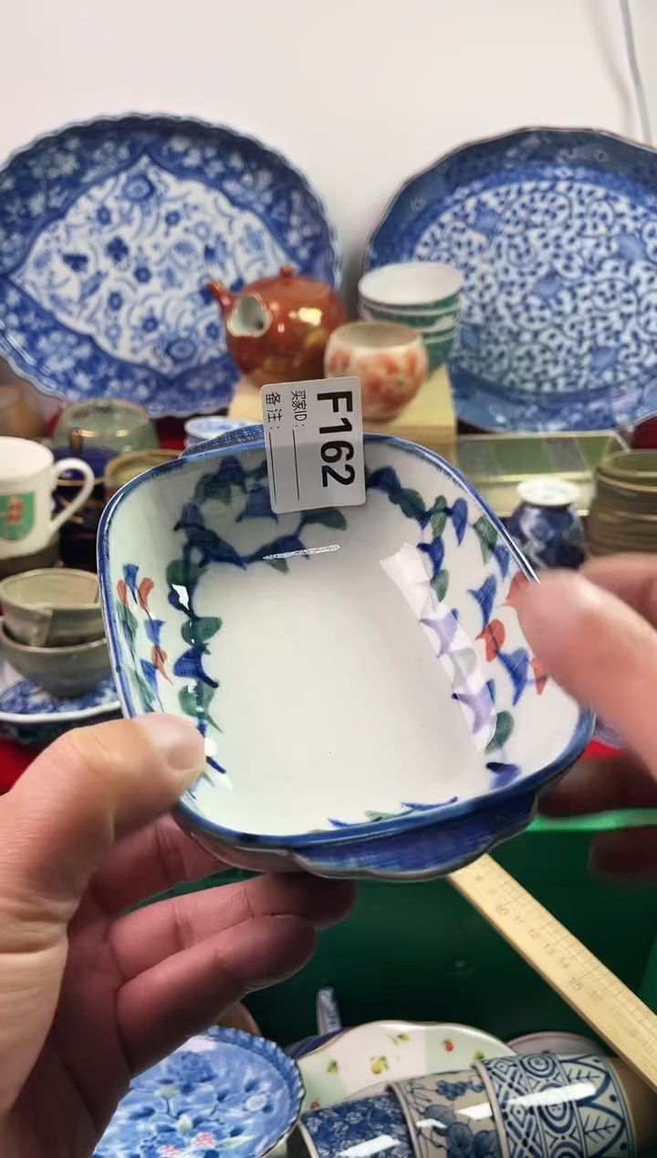 瓷片伊*亿77777777777 F162