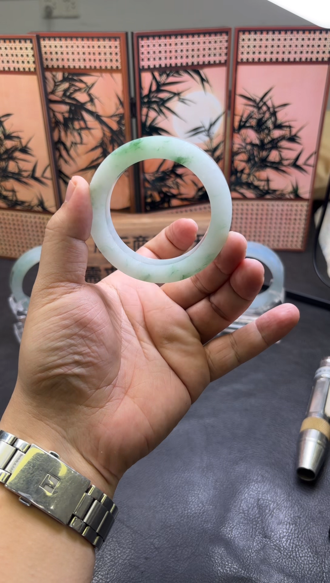 未镶嵌手镯定制翡翠新*手镯定制