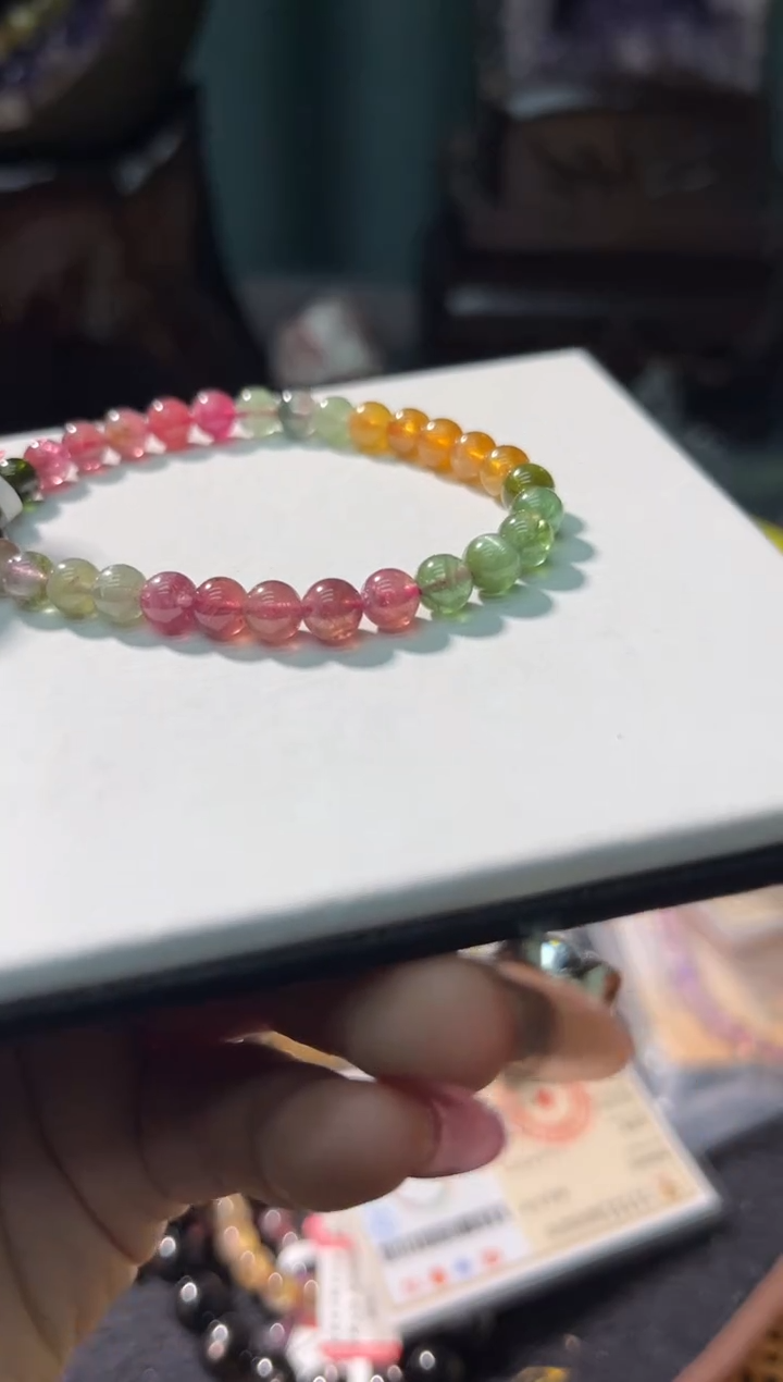 【闪购商品】碧玺`未镶嵌113多样性发其一/5+