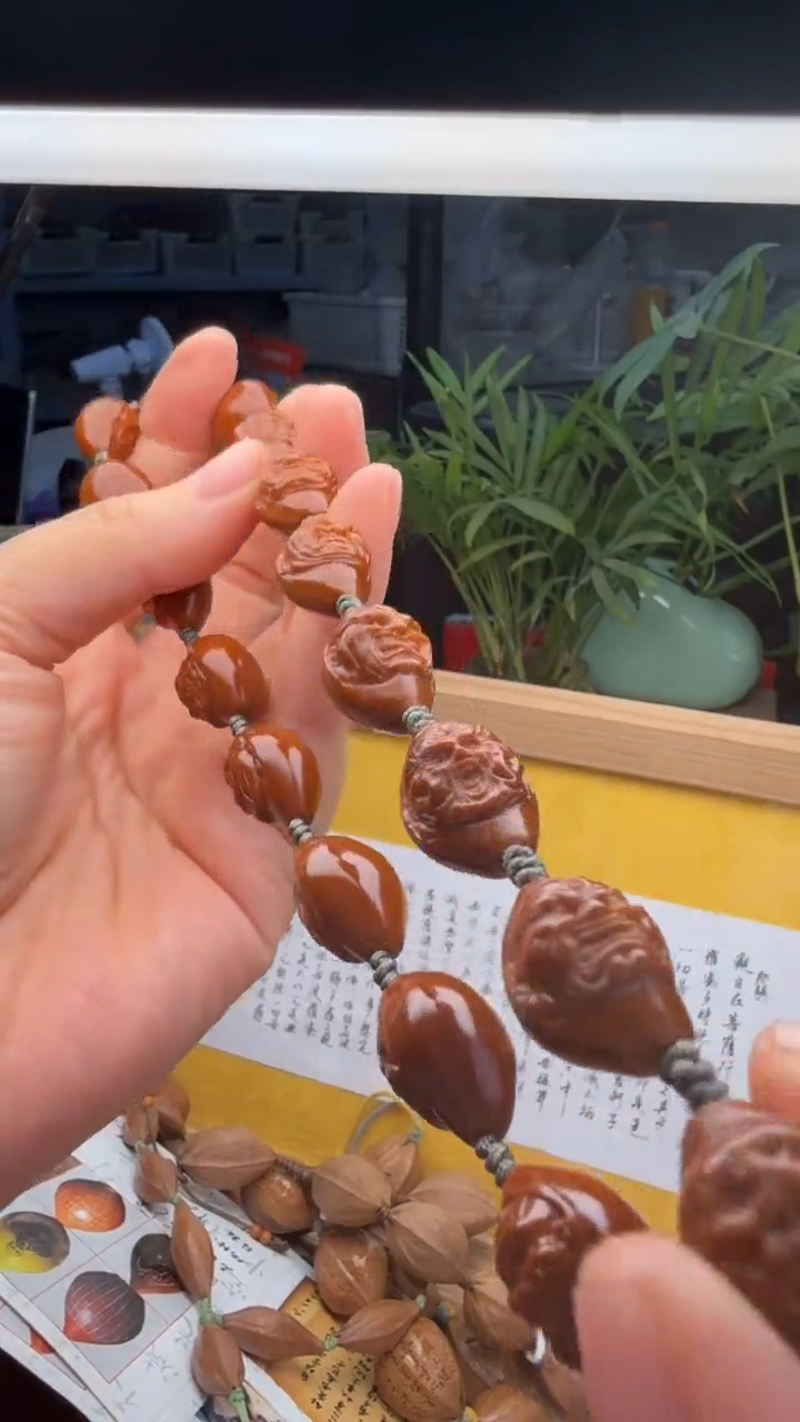 【闪购商品】橄榄核手串/手链橄榄核雕恶僧手串