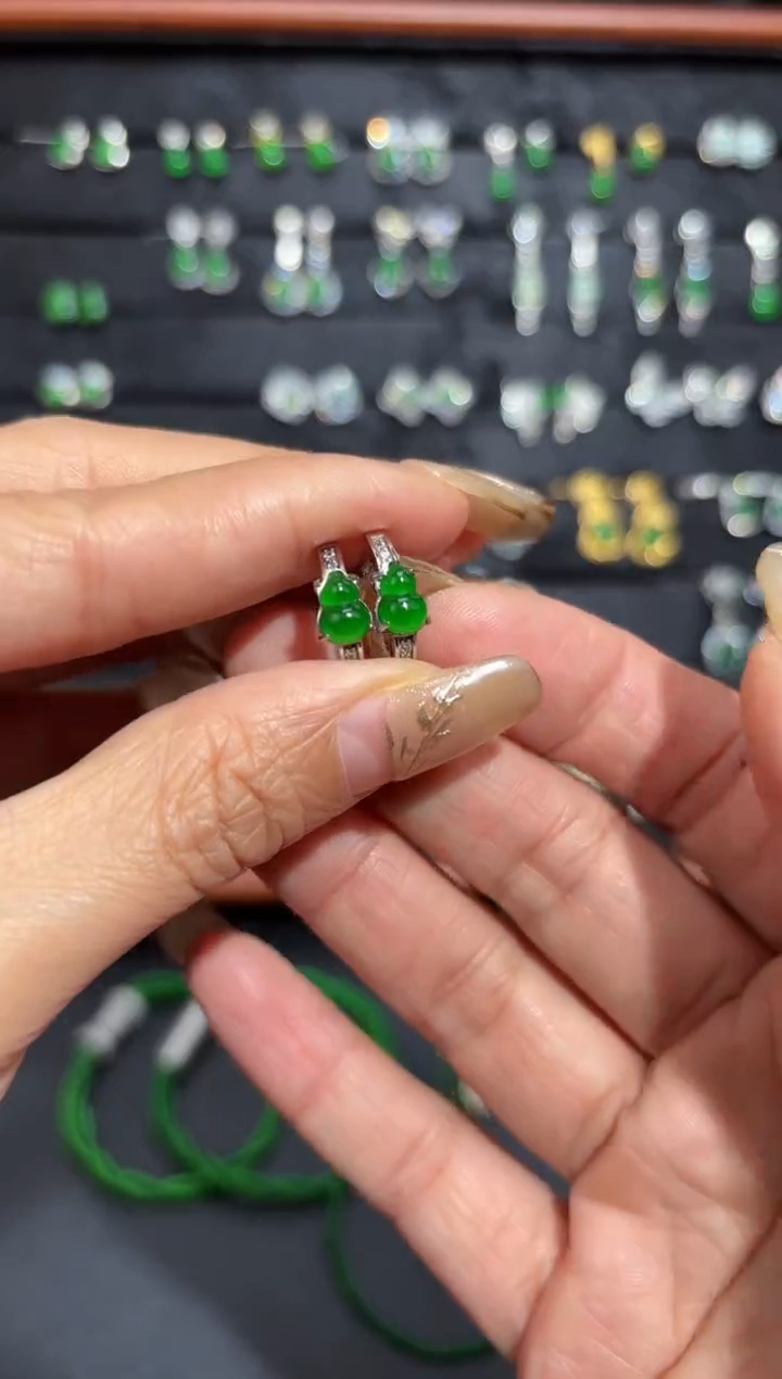 【闪购商品】翡翠颈饰银S925镶嵌葫芦/支持复检/一件