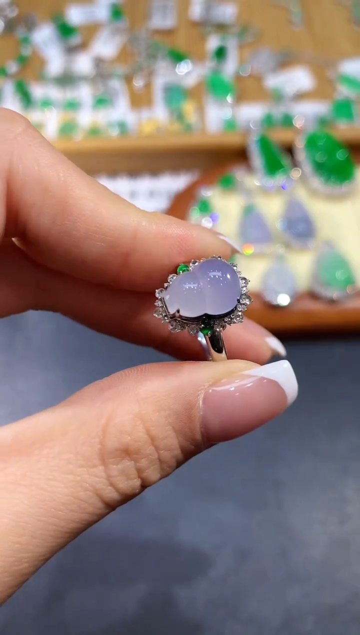 【闪购商品】翡翠戒指18K金镶嵌HLS2832