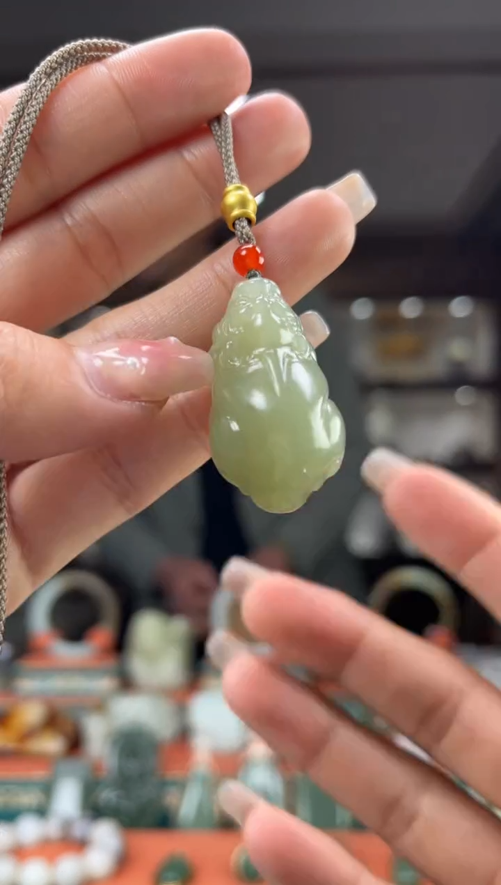 【闪购商品】和田玉颈饰未镶嵌佩佩