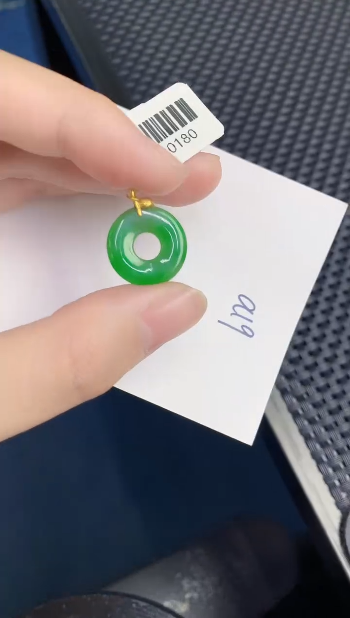 【闪购商品】翡翠颈饰18K金镶嵌000000000