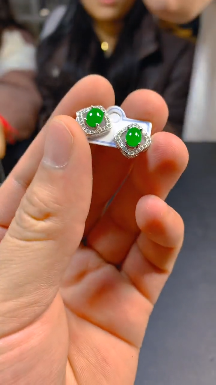 【闪购商品】翡翠耳饰未镶嵌1034954968多样性发一