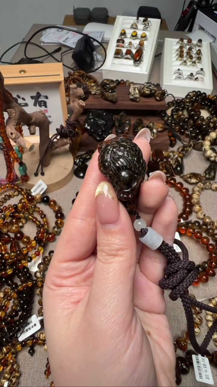 【闪购商品】琥珀手链未镶嵌抚顺琥珀