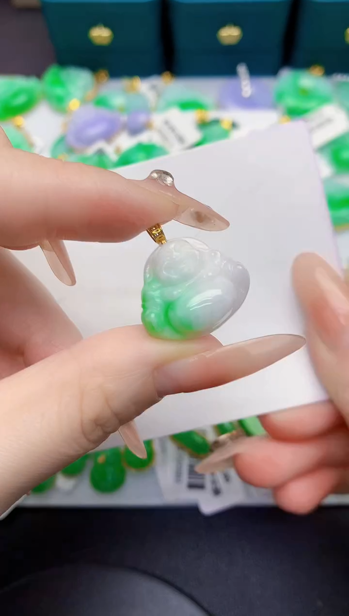 颈饰未镶嵌翡翠缅甸天然翡翠A货