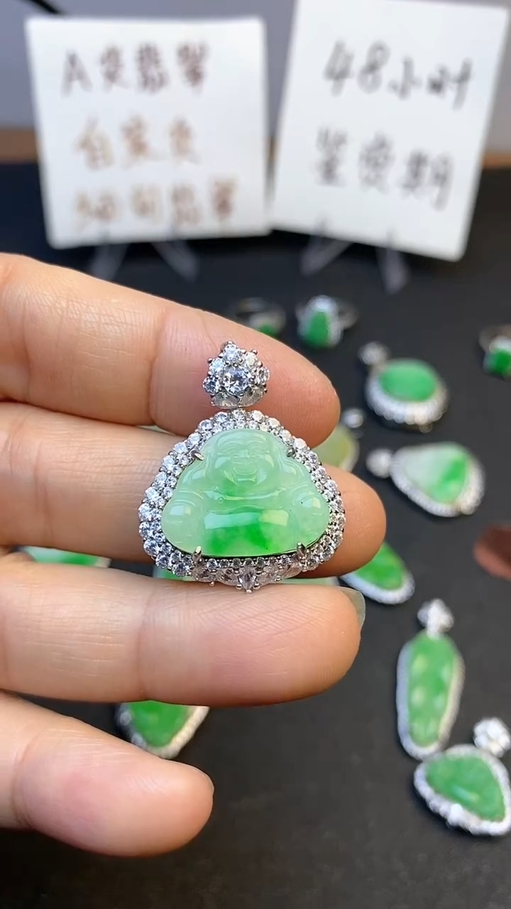 【闪购商品】翡翠吊坠(不含链)银S925镶嵌翡翠佛公吊坠