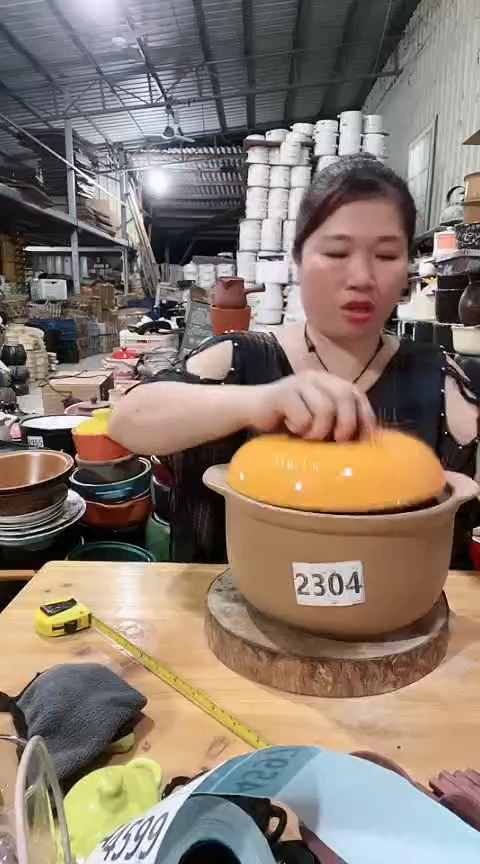 2304瑕疵咖色带盖