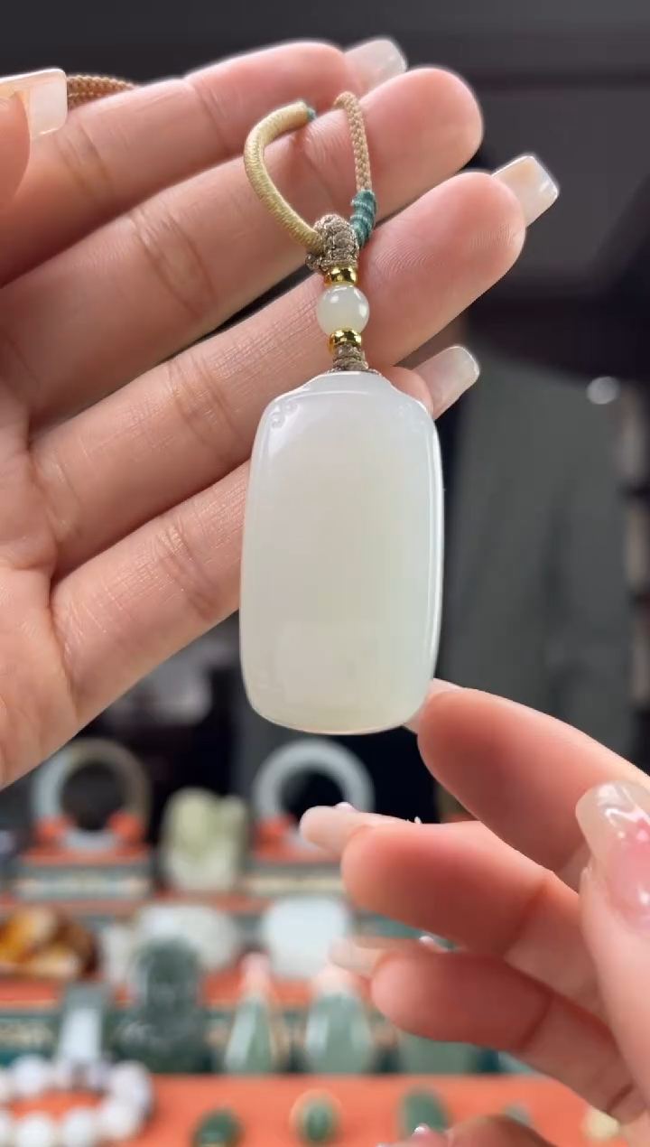 【闪购商品】和田玉颈饰未镶嵌佩佩