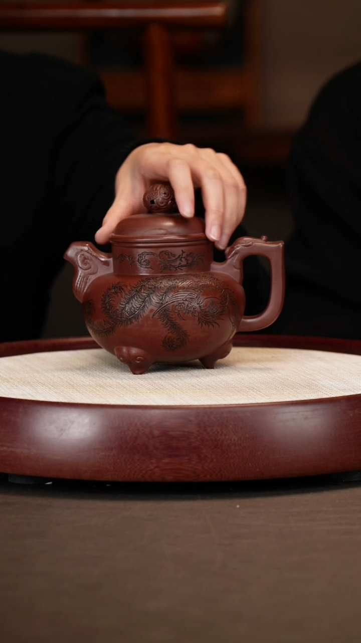 【闪购商品】紫砂茶壶底槽清龙凤350c+墨宝