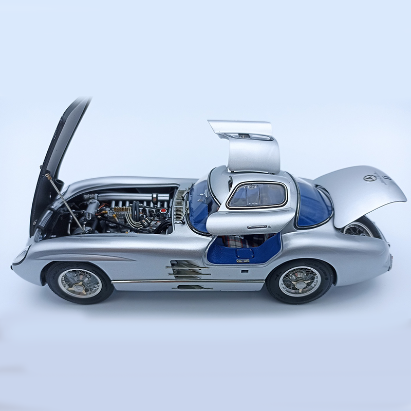 CMC梅赛德斯-奔驰 300 SLR 合金汽车模，1955 年，蓝色内饰，模型车