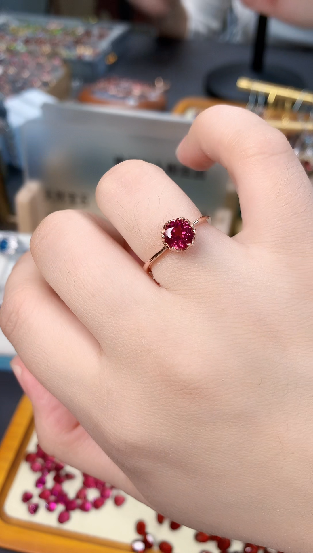 【闪购商品】石榴石戒指银S925镶嵌天然镁铝