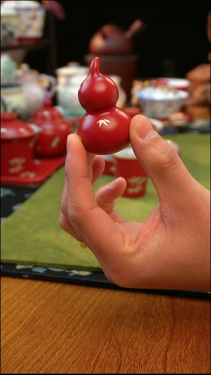 专做手绘和手工茶具的直播间