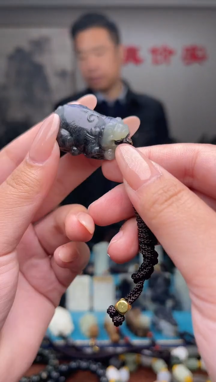 未镶嵌和田玉挂件1