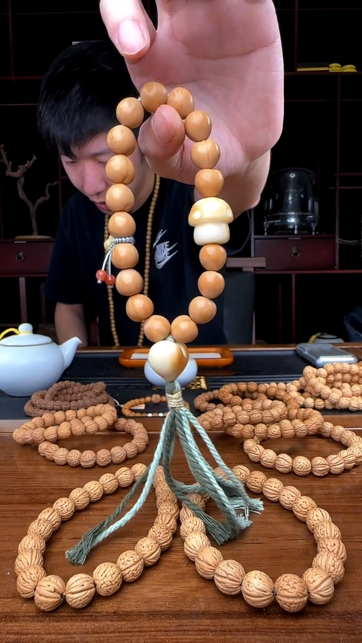 手串猴头核桃猴头屁桃手持带配饰