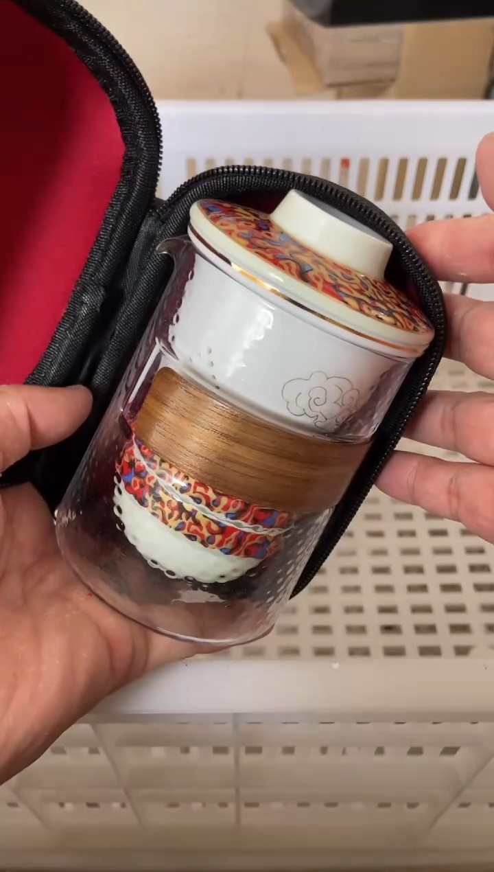 杯无运费险有瑕疵的摄影的产品有使用过的痕迹有点脏介意勿拍