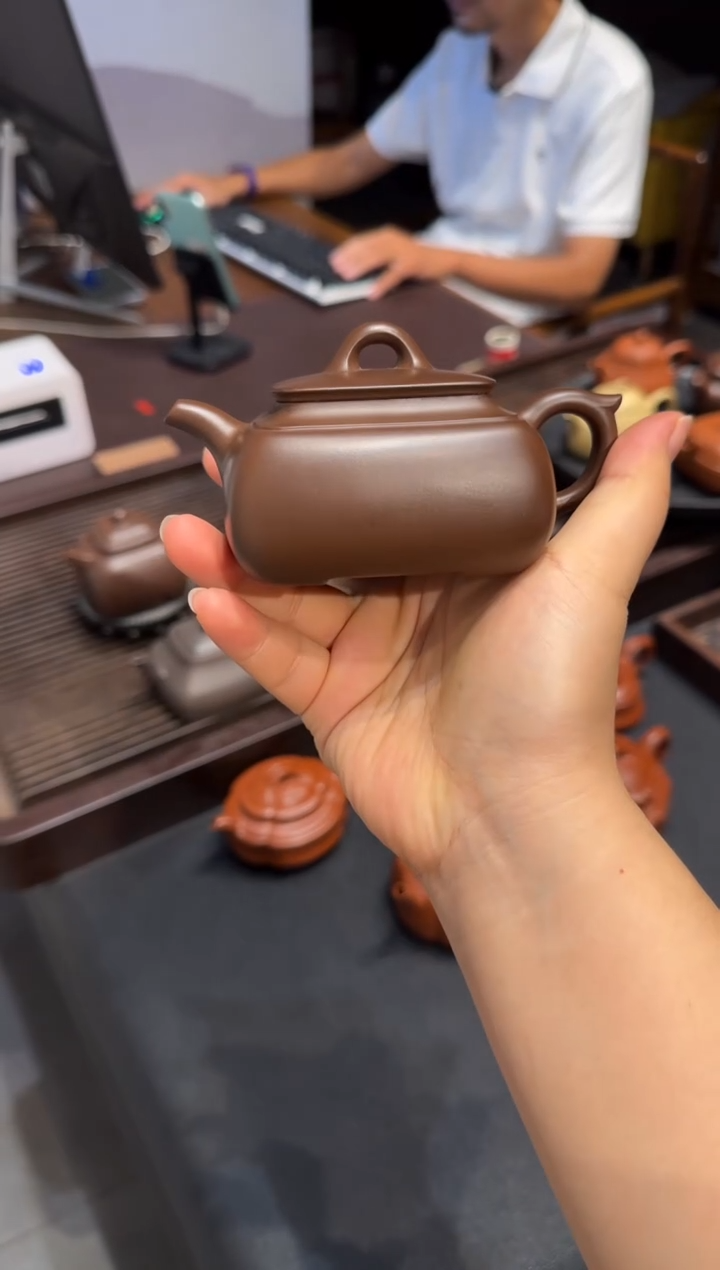 茶壶紫砂邱*运长四方 紫砂壶