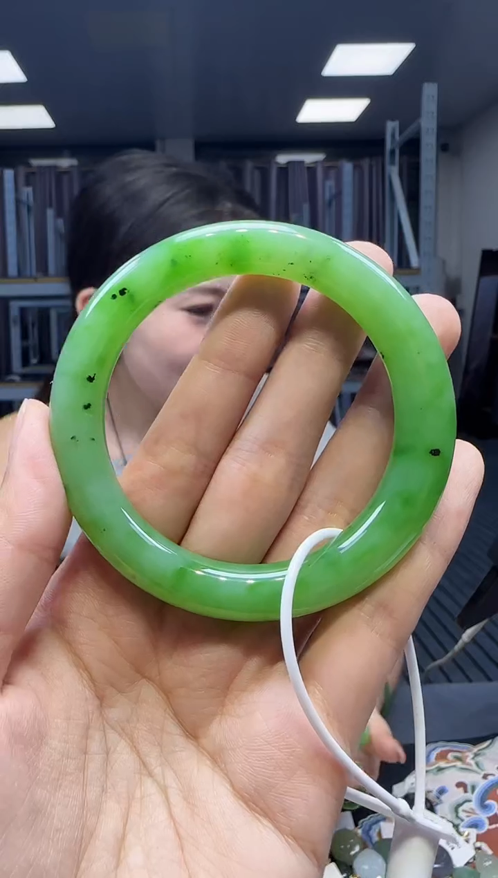 和田玉手镯未镶嵌56