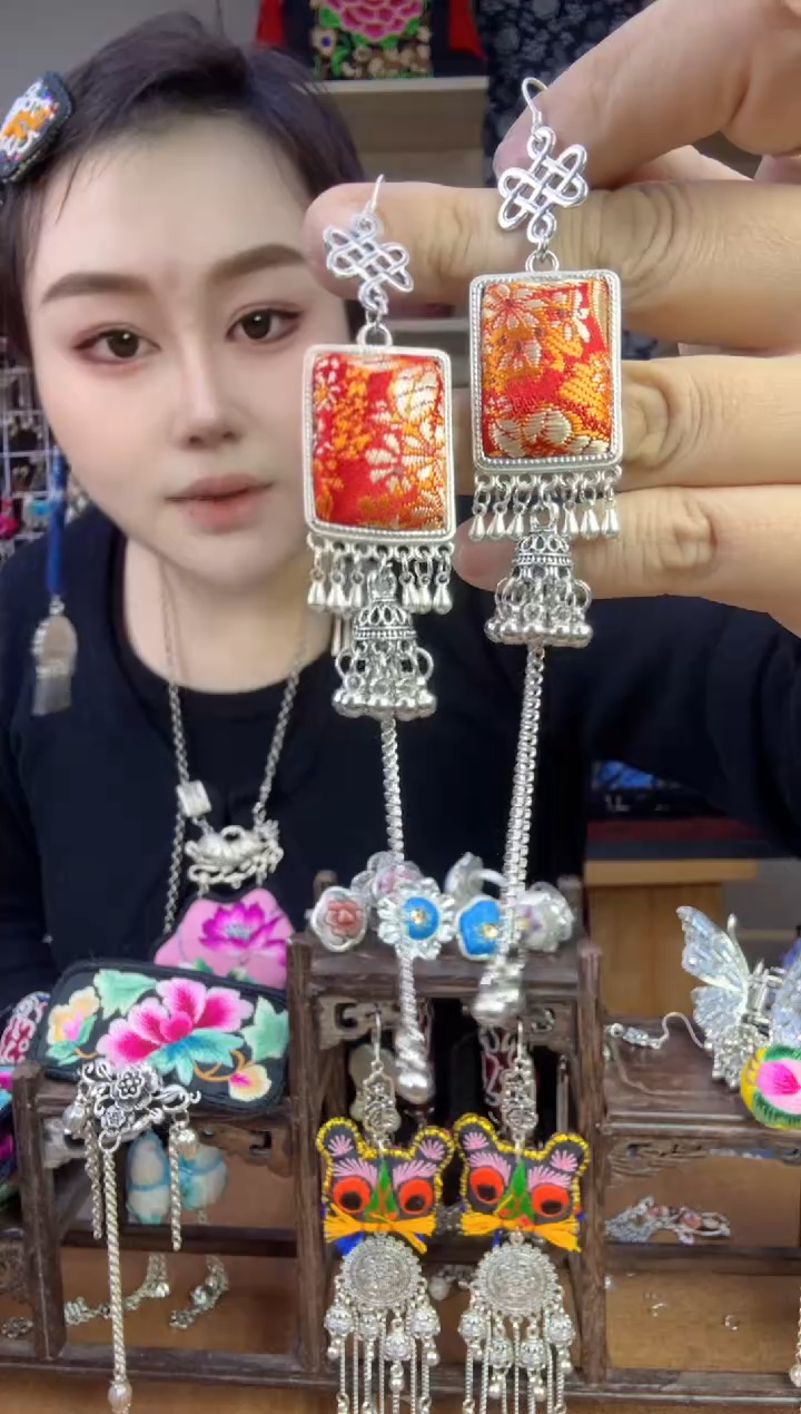 【闪购商品】刺绣纯手工苗绣非遗耳环