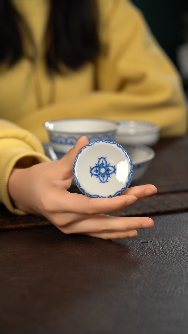 【闪购商品】杯聚澜堂点工宝相鸡心盖置1