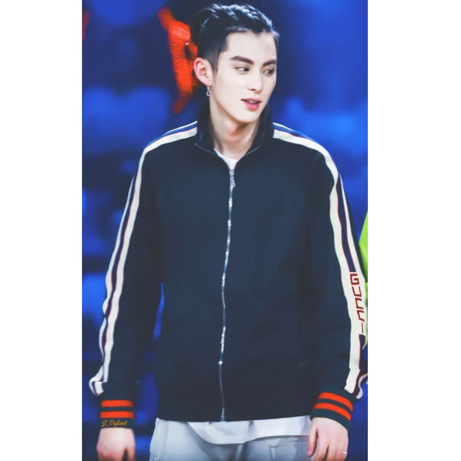 全新未使用 GUCCI/古驰 亿颗潮奢侧面logo校服外套 黑色 S码 3653