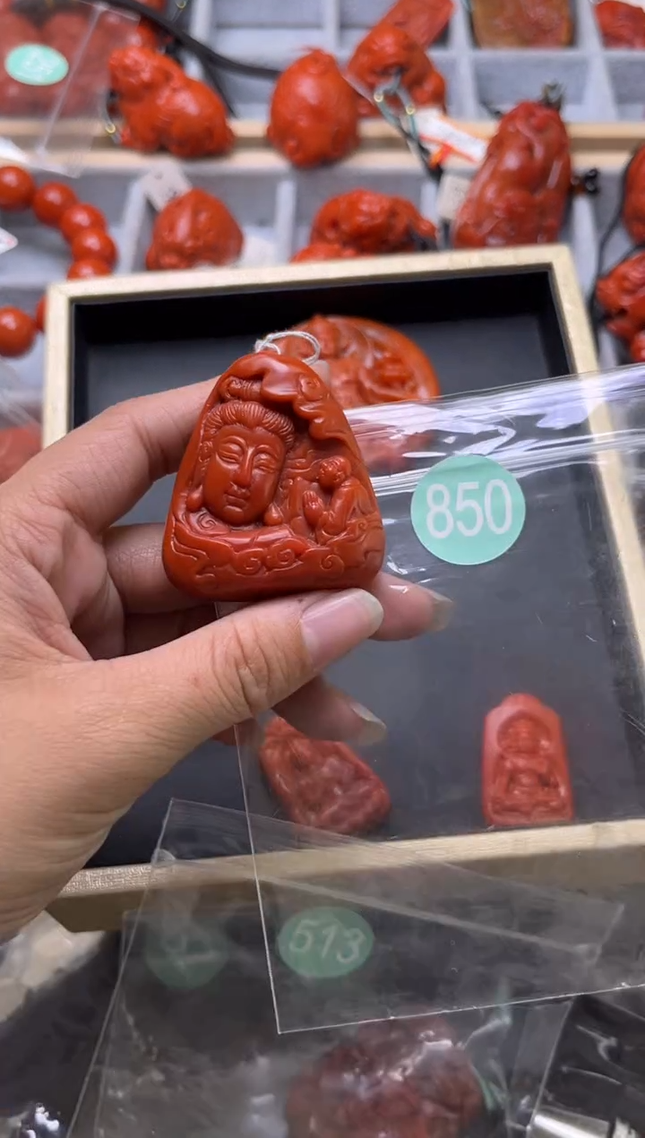 南红玛瑙未镶嵌珠宝奇石850