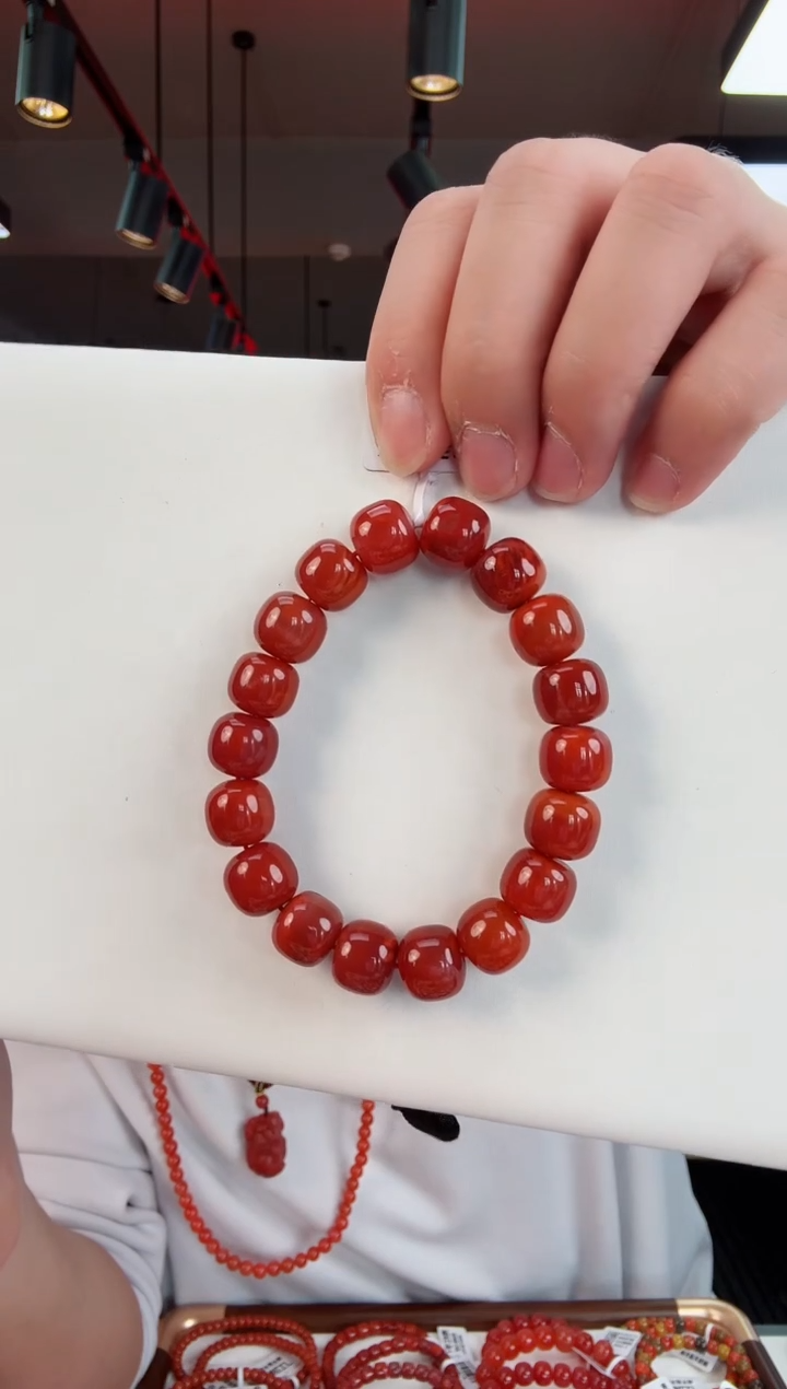 【闪购商品】南红玛瑙未镶嵌瓦西老型手串12+一个/条