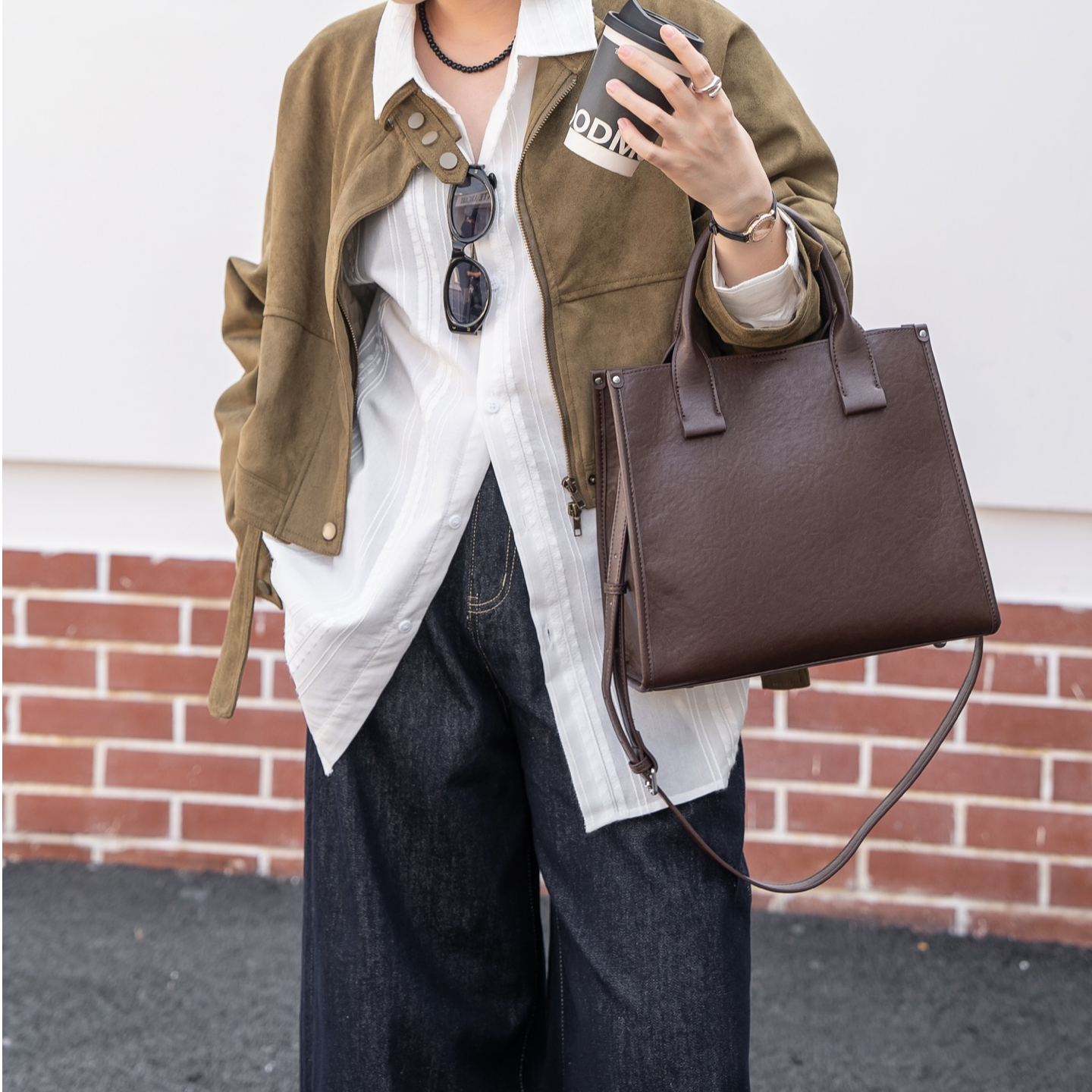 2025头层水晶植鞣牛皮单肩腋下斜挎包高级感复古真皮托特女包