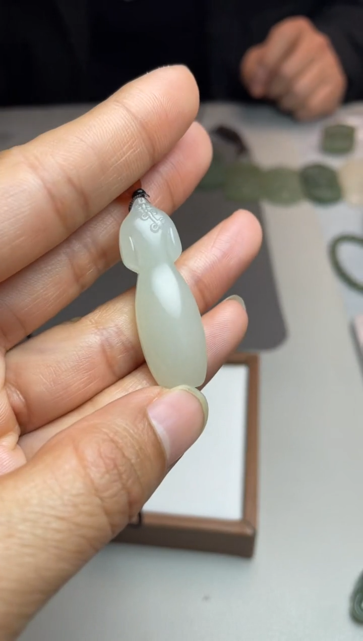 【闪购商品】和田玉未镶嵌颈饰1