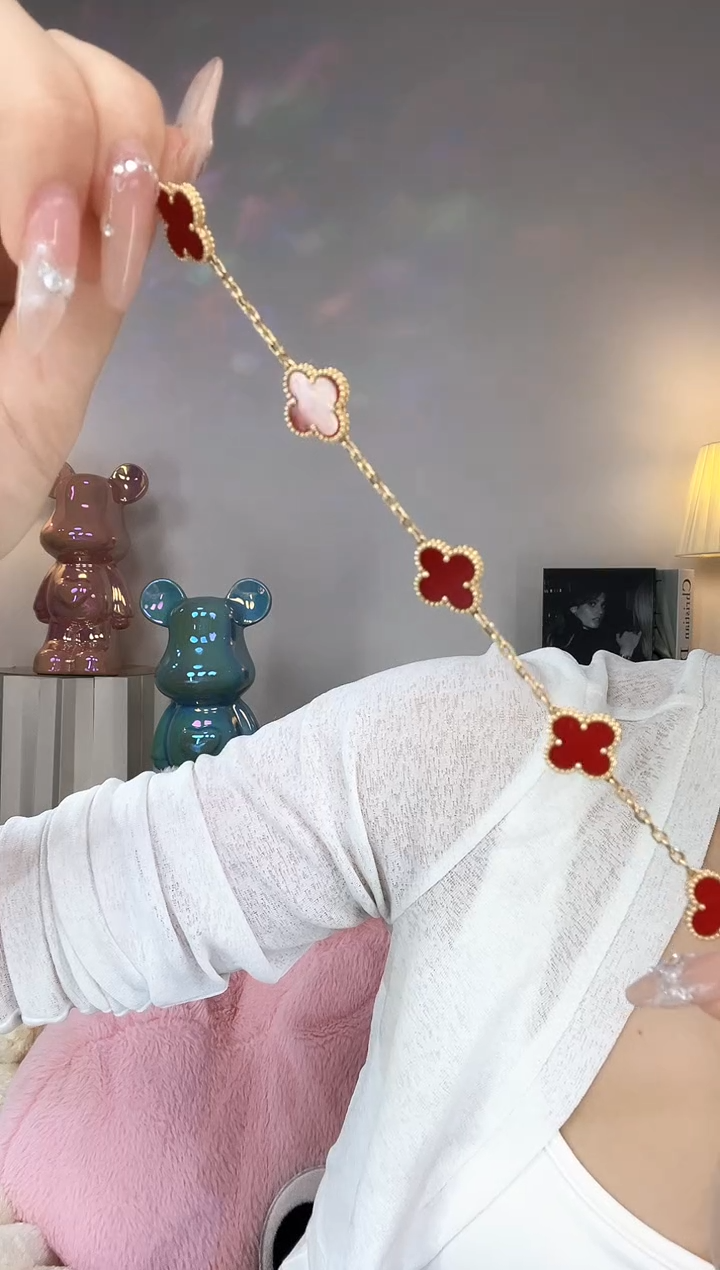 【闪购商品】玛瑙/玉髓手链18K金镶嵌K黄手链