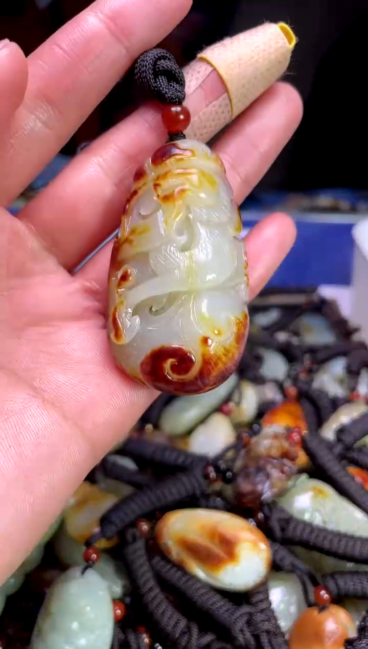 【闪购商品】和田玉颈饰未镶嵌1