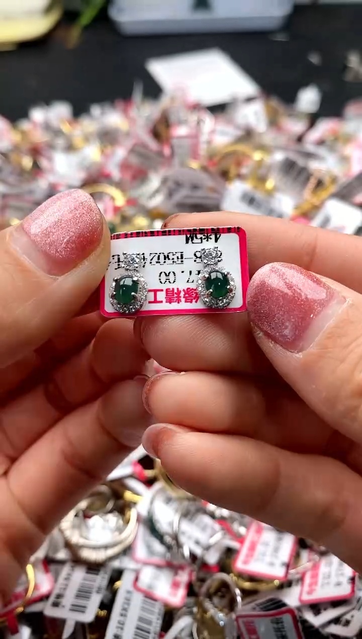 【闪购商品】翡翠戒指银S925镶嵌22222222    0
