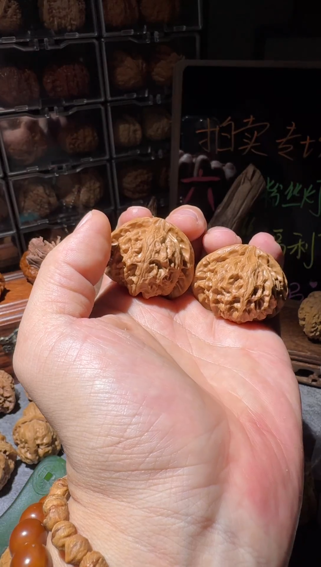 吊坠文玩核桃全品宫灯