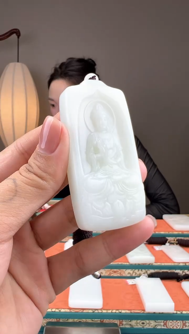 【闪购商品】和田玉颈饰未镶嵌1