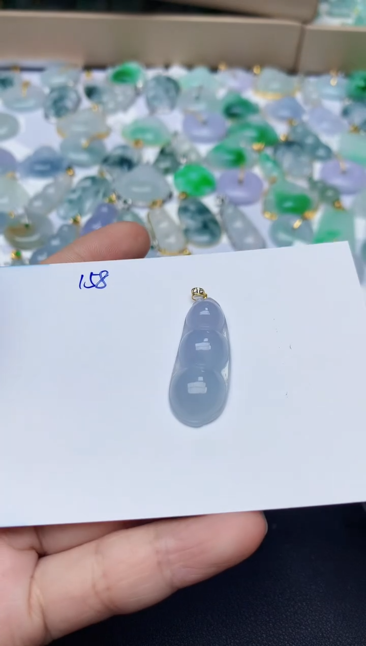 【闪购商品】翡翠颈饰18K金镶嵌天然翡翠A货  