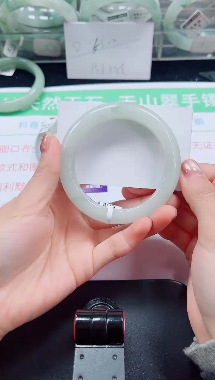 未镶嵌手镯石英岩玉48-57/58