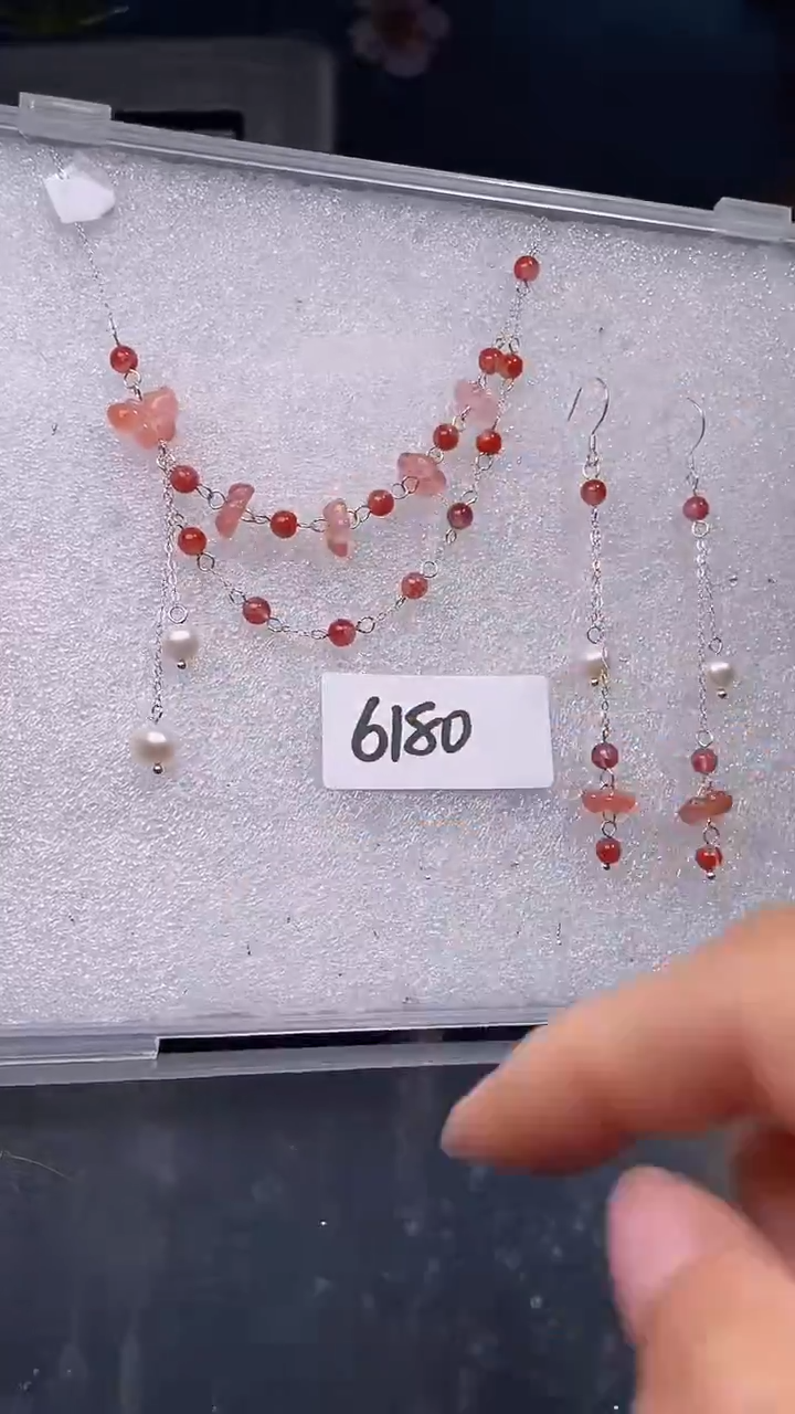 颈饰未镶嵌南红玛瑙喜欢拍