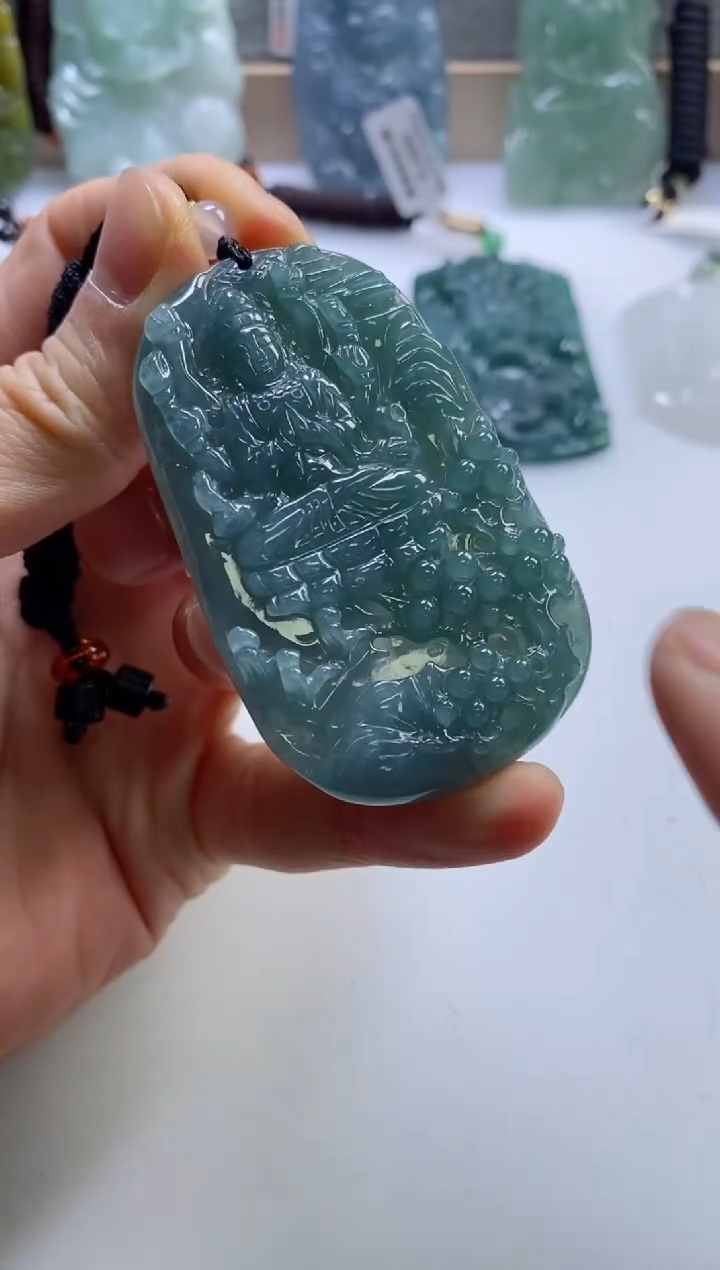 【闪购商品】翡翠挂件未镶嵌