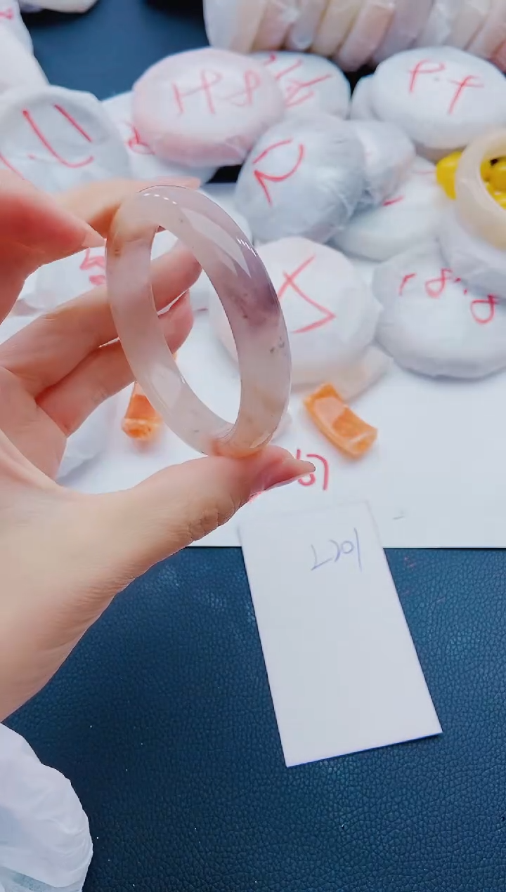 石英质玉手镯未镶嵌L201-56-57
