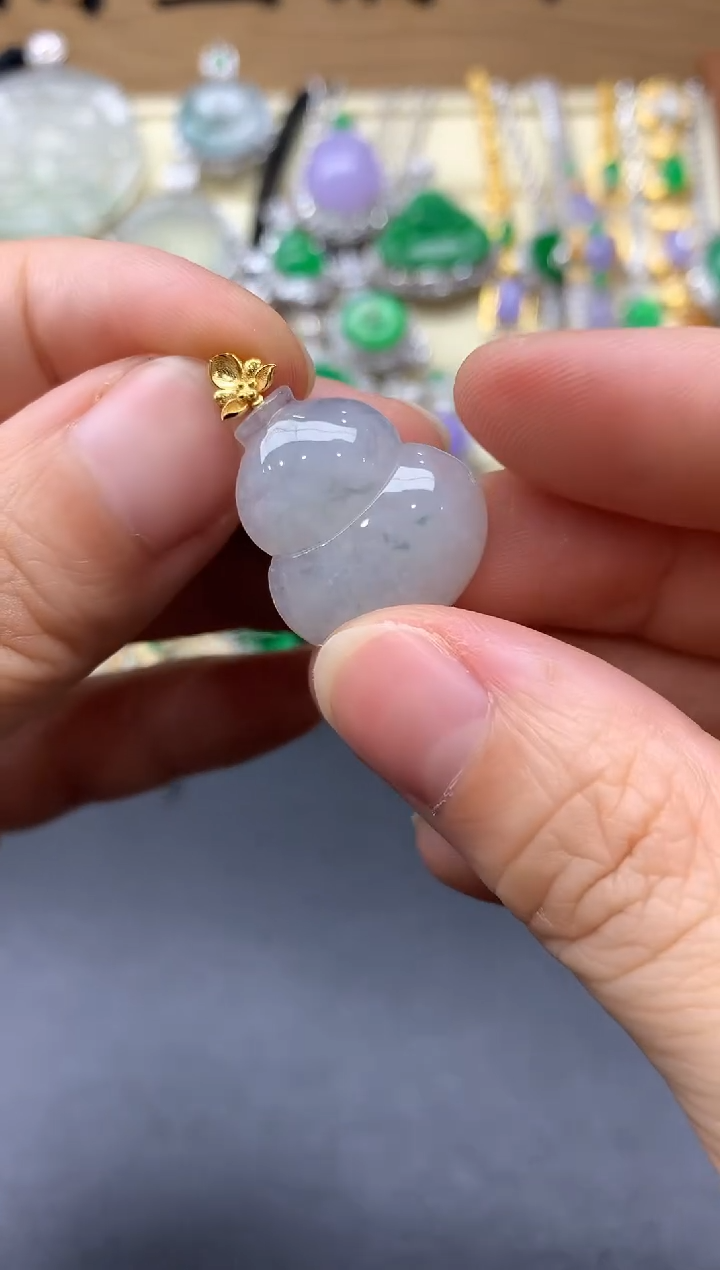 颈饰18K金镶嵌翡翠128-中国好珍宝