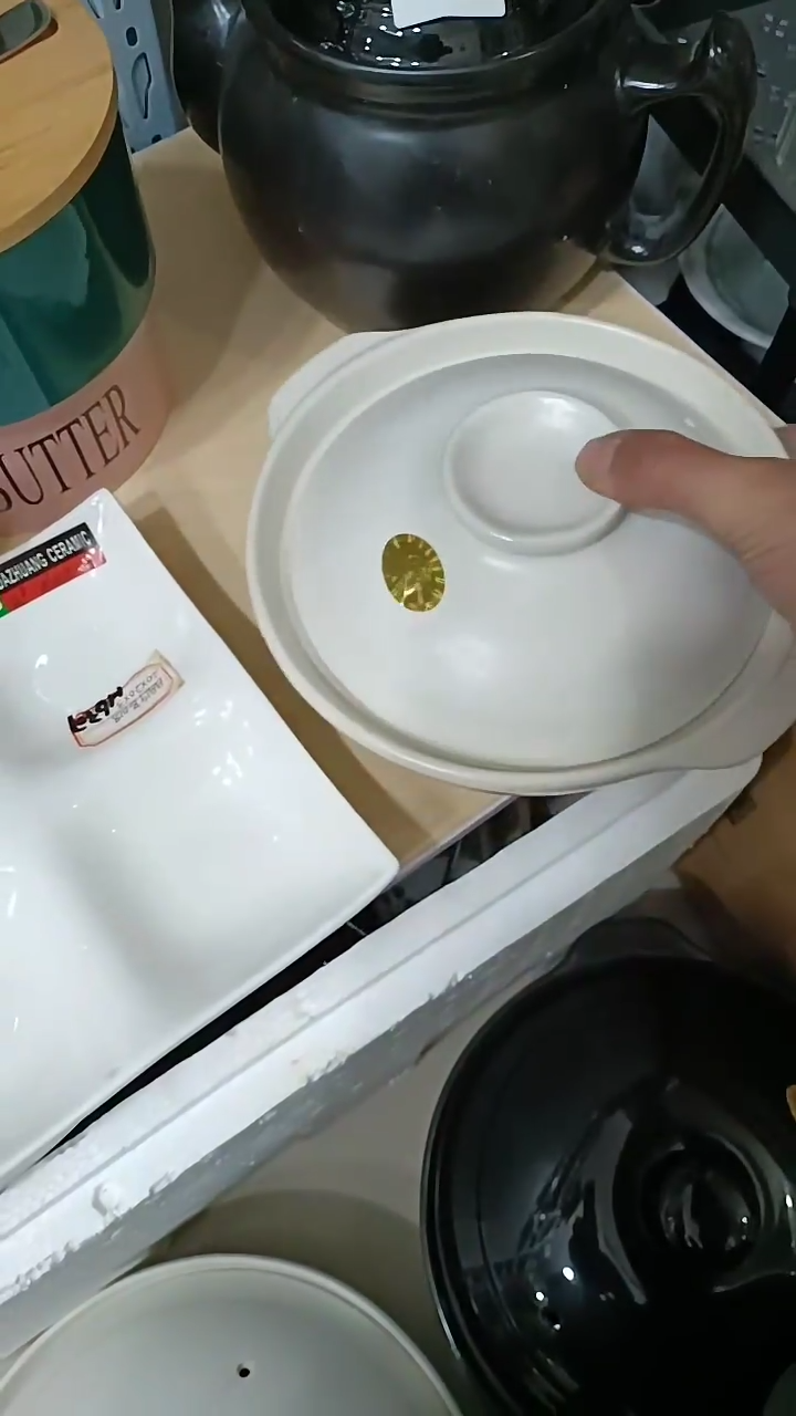 瓷20厘米白砂锅一个装