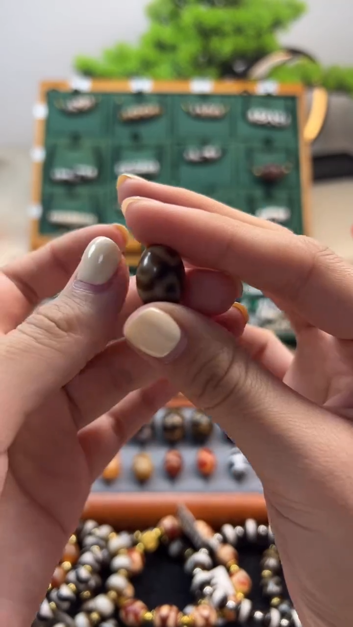 玛瑙/玉髓（覆膜）颈饰未镶嵌60（微瑕随机发货）