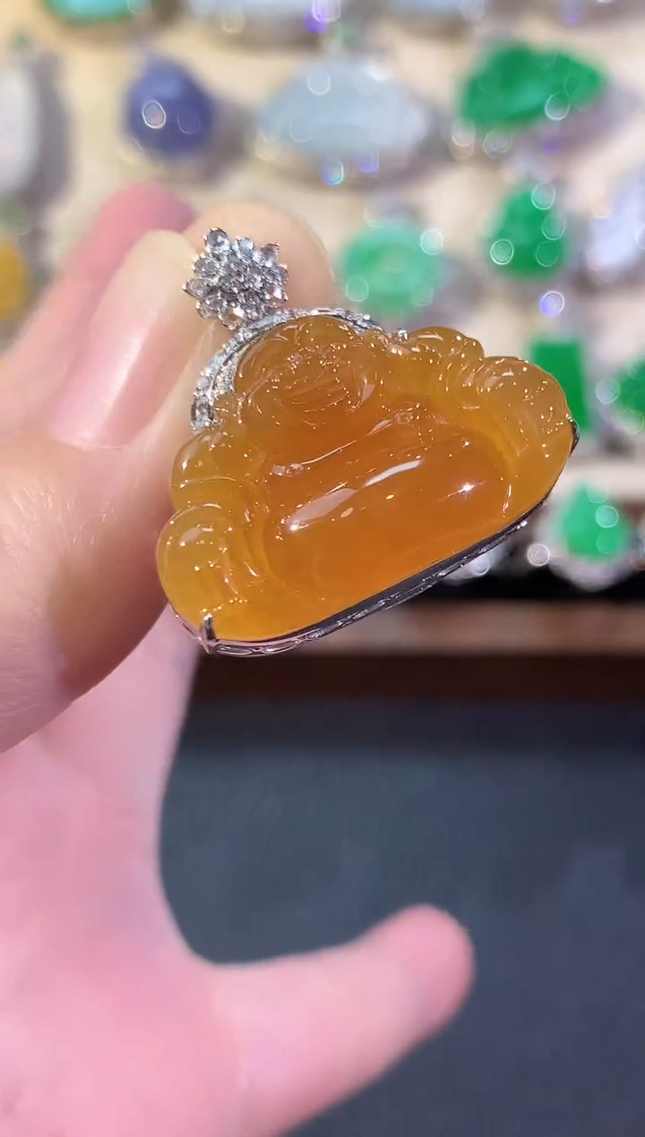 吊坠(不含链)18K金镶嵌翡翠冬日珠宝Q112