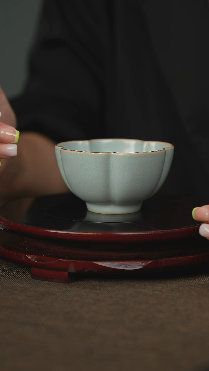微微瑕五瓣梅花杯