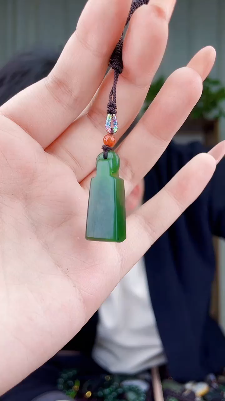 未镶嵌和田玉挂件拍一发一，多样性发货